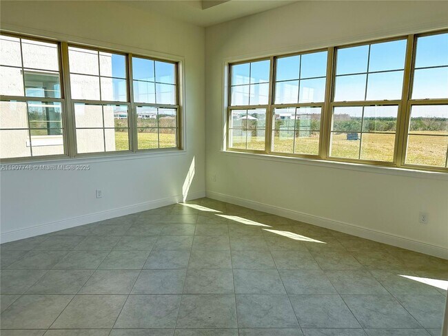 Building Photo - 13646 Abberwick Dr