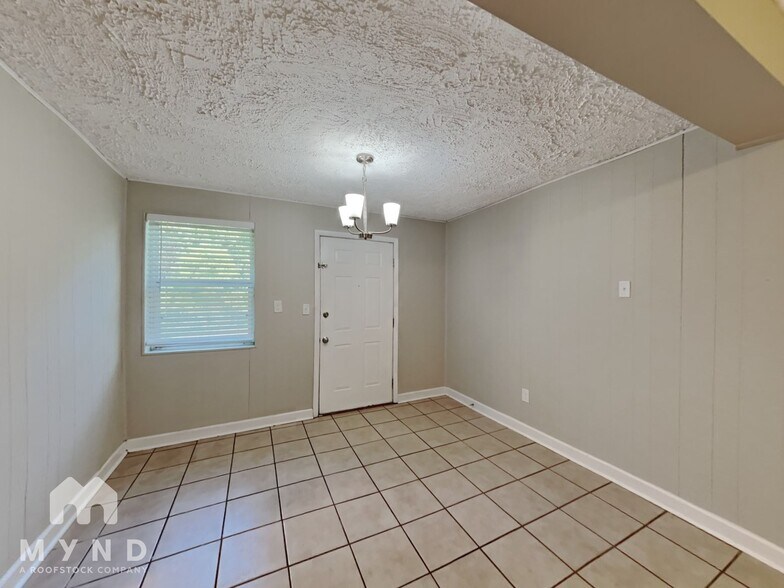 Building Photo - 2239 Cato Rd