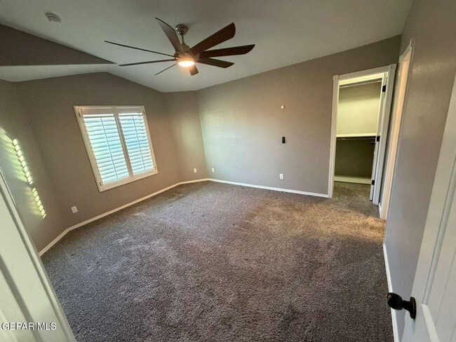 Building Photo - 460 Prime Desert Dr