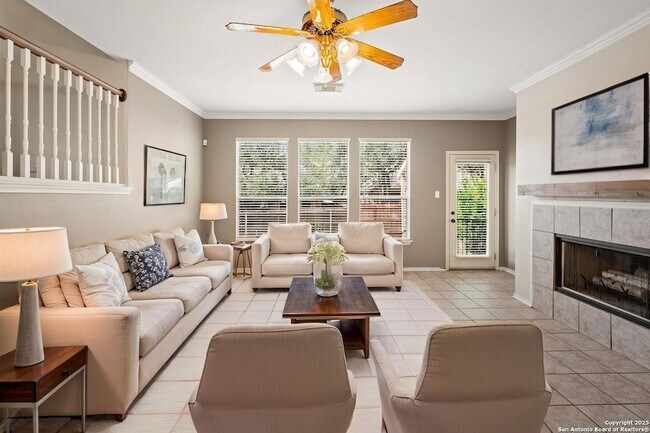 Building Photo - 207 Verde Ridge