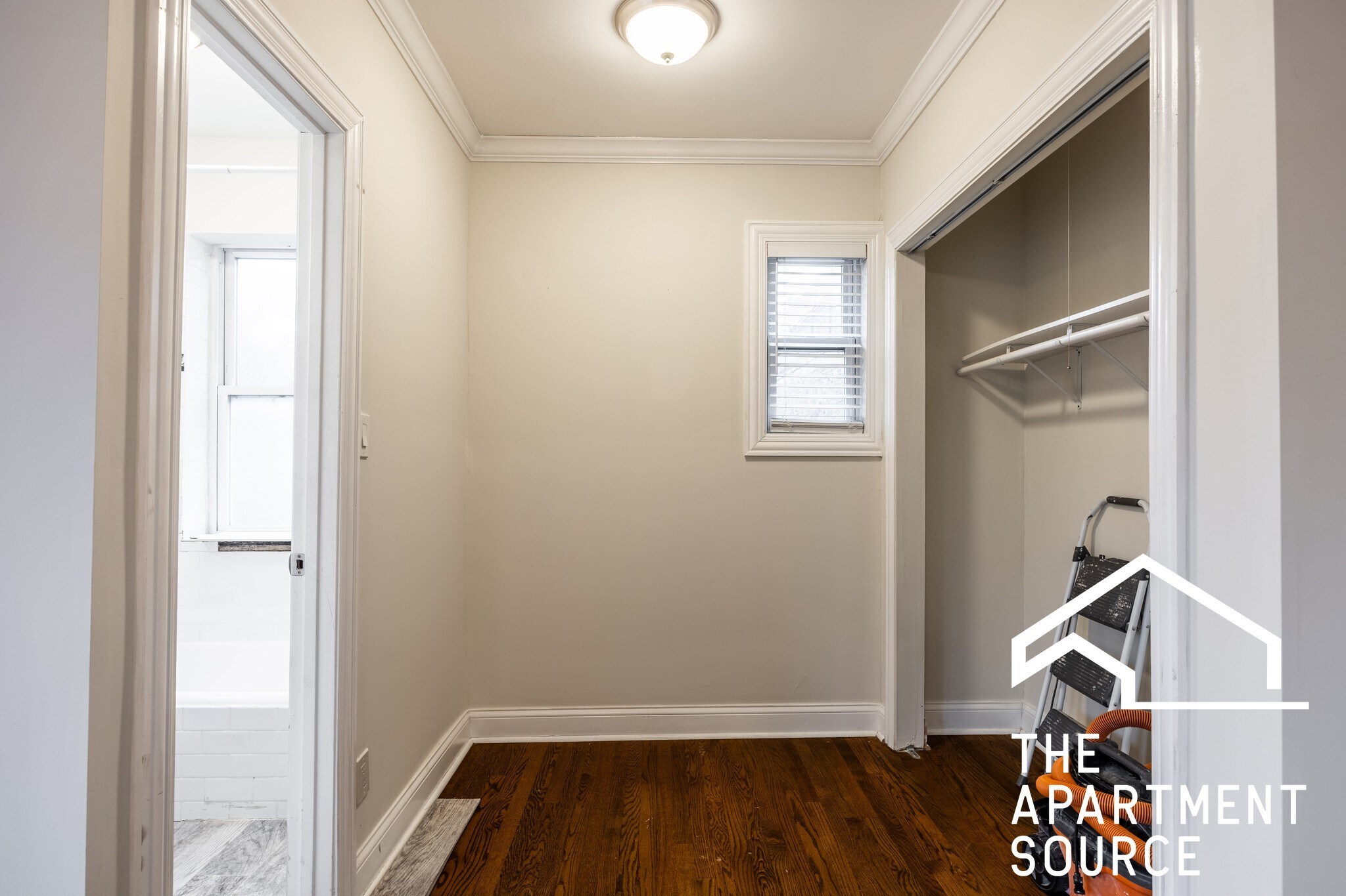 Building Photo - 2127 N Dayton St