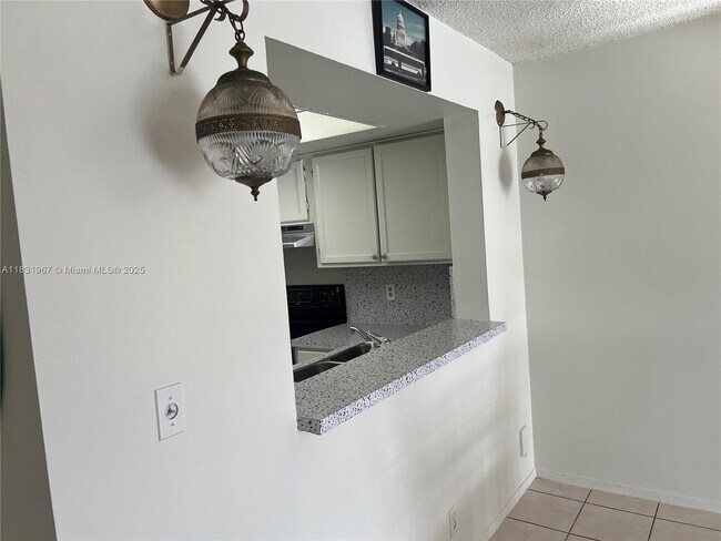 Building Photo - 12219 SW 14th Ln