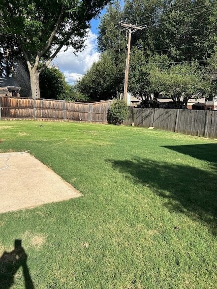 Building Photo - 2119 Pecos Dr