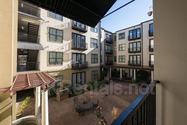 Building Photo - 5300 Peachtree Rd