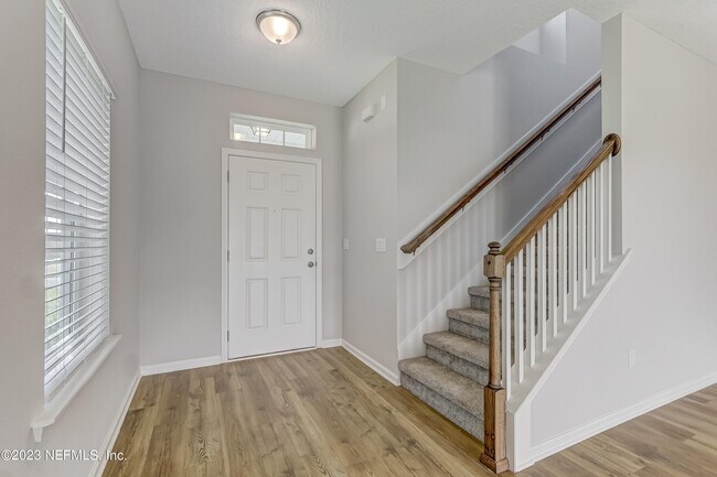 Building Photo - 278 Holly Forest Dr