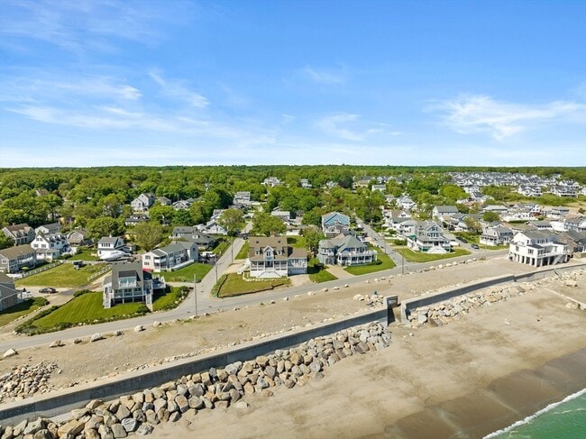 Building Photo - 33 Oceanside Dr