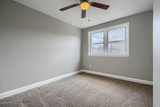 Building Photo - 2230 Coralthorn Rd