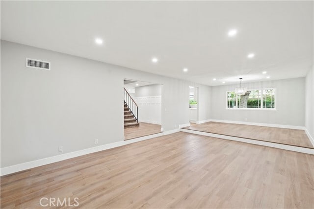 Building Photo - 5262 Kenilworth Dr