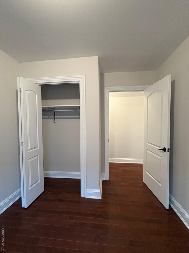 Building Photo - 147-22 21st Ave