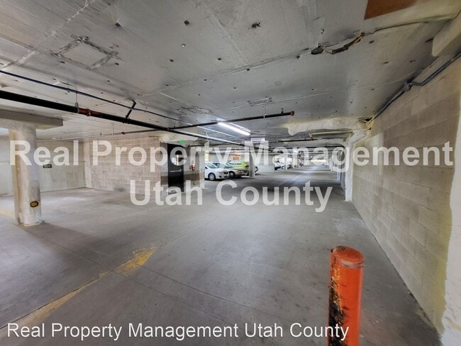 Building Photo - 2 br, 2 bath House - 2244 N. Canyon Rd. Ap...