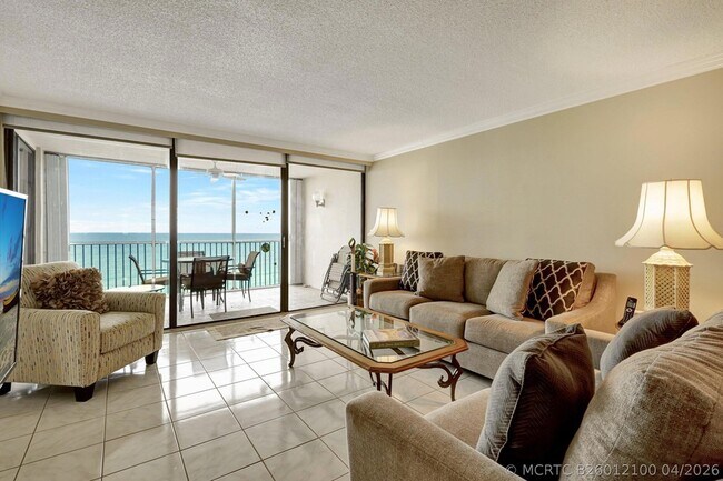 Building Photo - 840 Ocean Dr