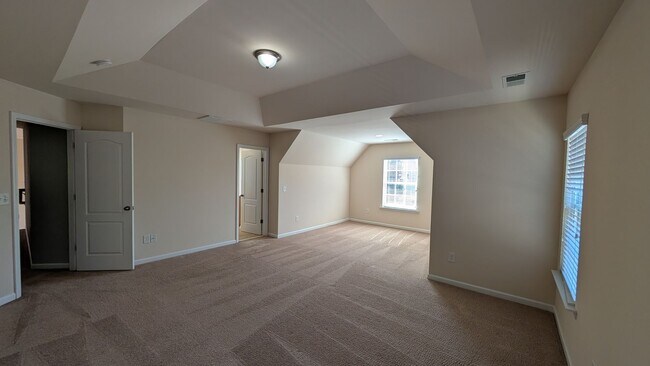 Building Photo - 4848 Pepper Dr