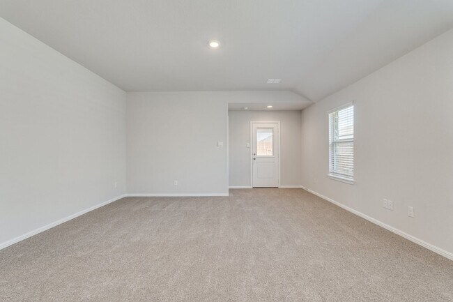 Building Photo - 5808 Piedrosa Ct