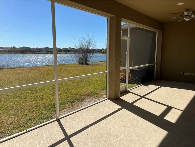 Building Photo - 5753 Hydrangea Cir