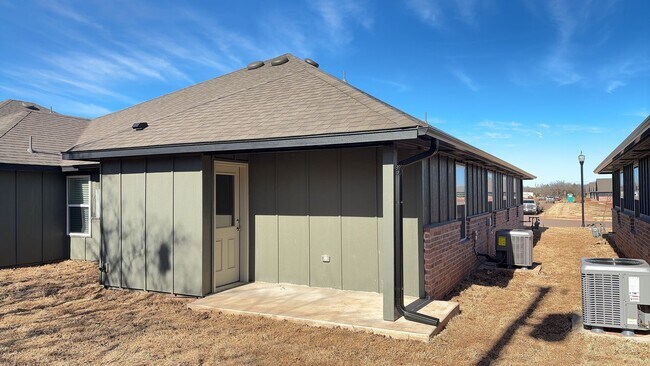 Building Photo - Welcome to Brand New Masonwood featuring this 3 Bedroom 2 Bath 2 Car Garage Duplex in a Great loc...