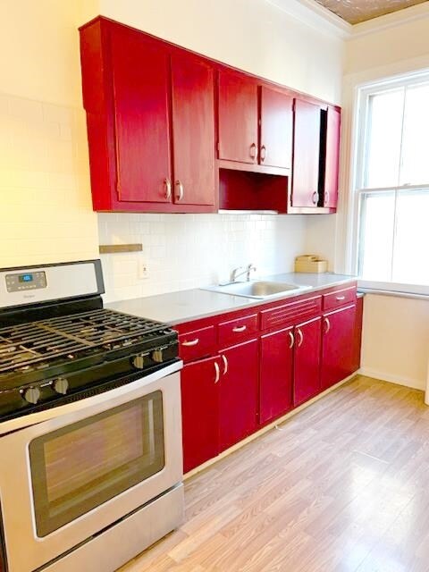 Building Photo - 404 67th St