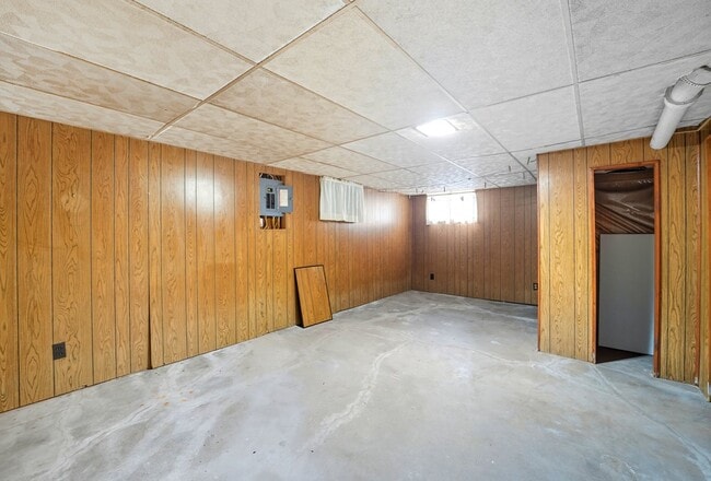 Building Photo - 411 Kingsley Ave