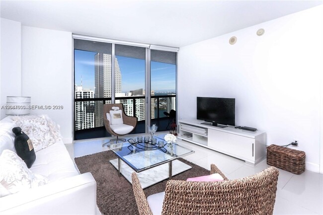 Building Photo - 475 Brickell Ave