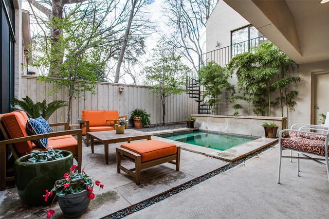 Building Photo - 4114 Normandy Ave