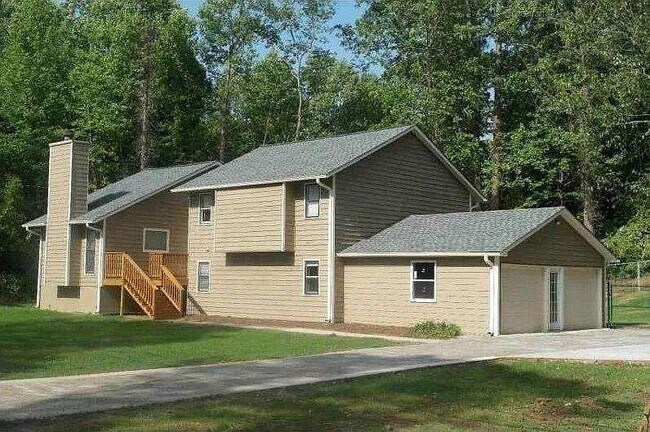 Primary Photo - 3562 Bryant Ln