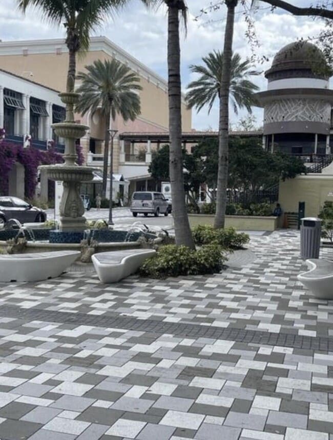 Building Photo - 3516 Whitehall Dr