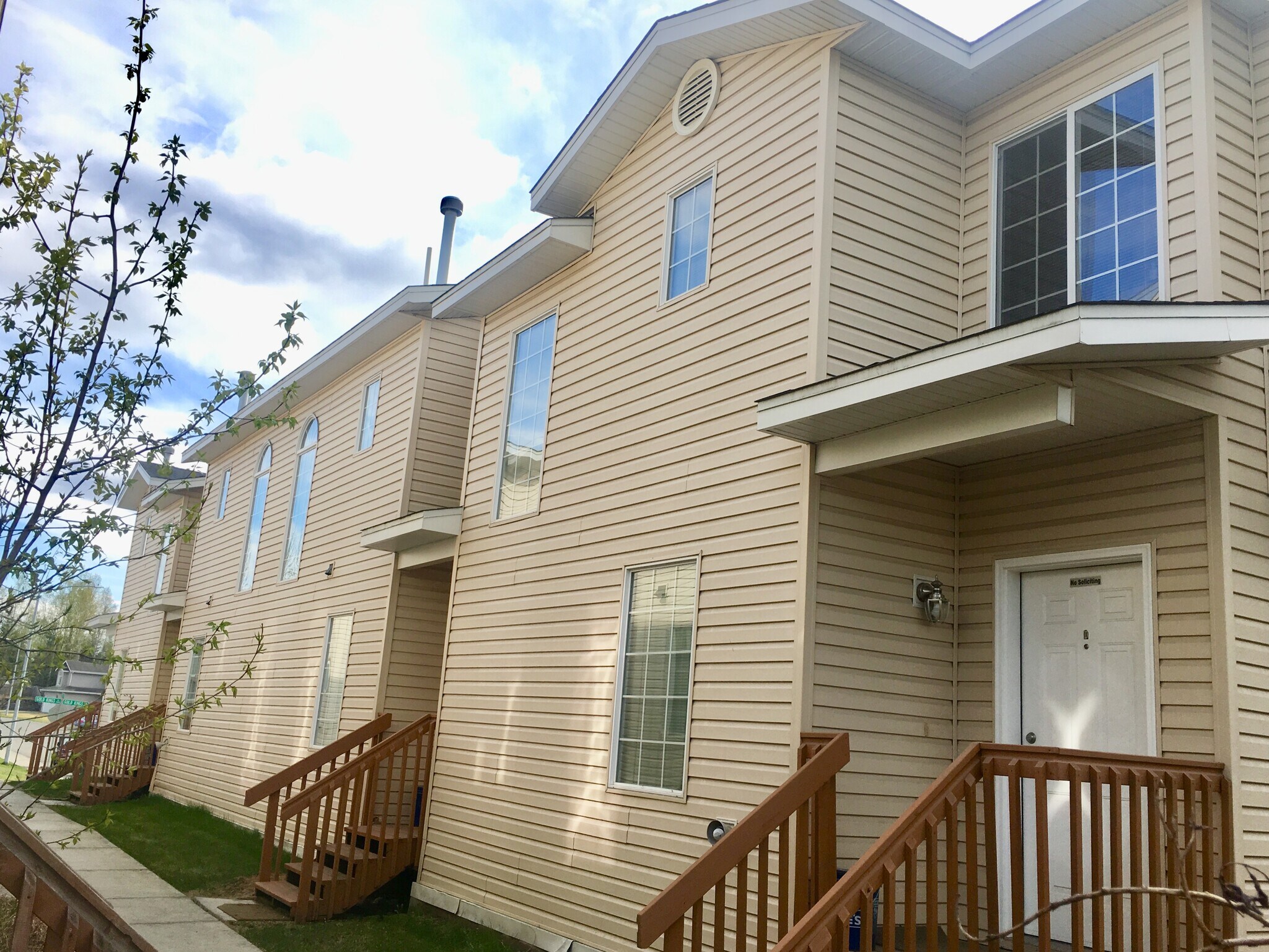 Building Photo - 6903 Gold Kings Ave