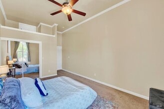 Building Photo - 528 Main St