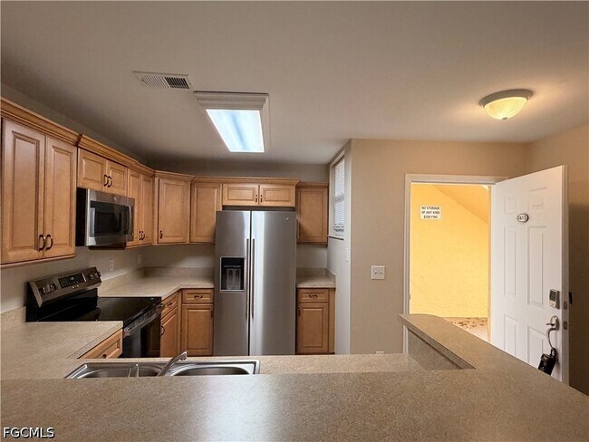 Building Photo - 4299 Bellasol Cir