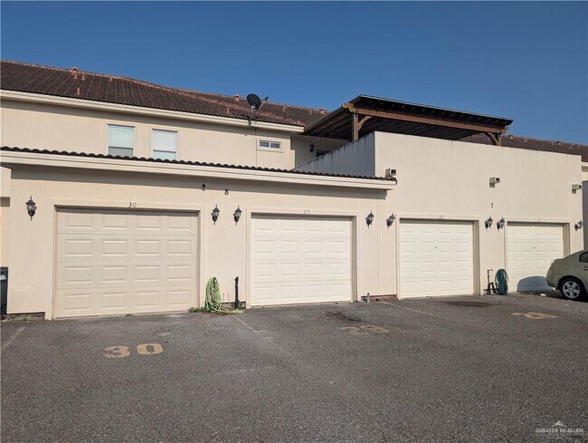 Building Photo - 1412 Keeton Ave
