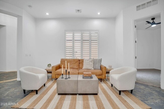 Building Photo - 4756 E Ironhorse Rd