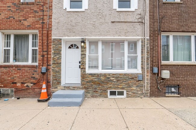 Primary Photo - Newly rehabbed 3 bedroom