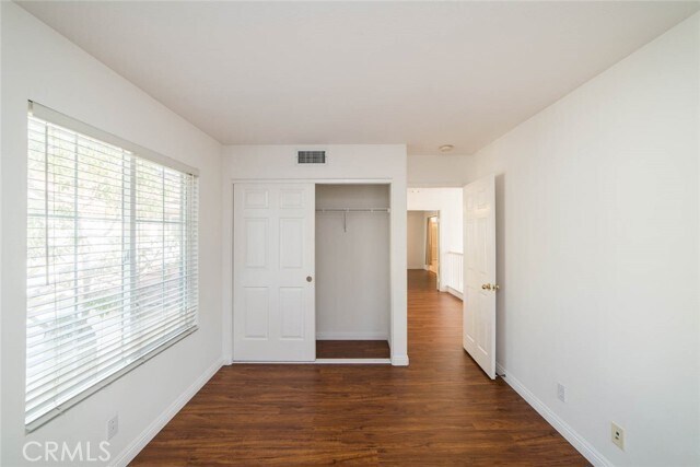 Building Photo - 124 Cherrybrook Ln