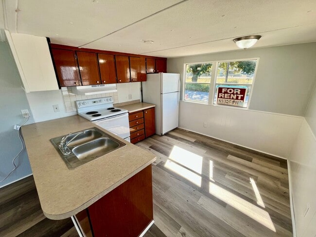 Building Photo - NICE 2BR/1BA Auburndale Mobile Home! NO APPLICATION FEE!