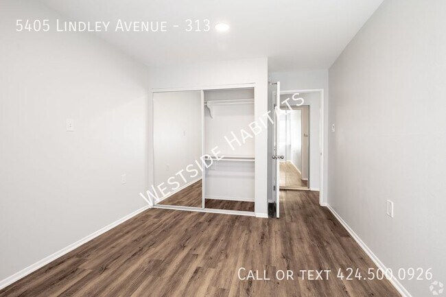 Building Photo - 5405 Lindley Ave