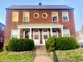 Building Photo - 5515 Chippewa St