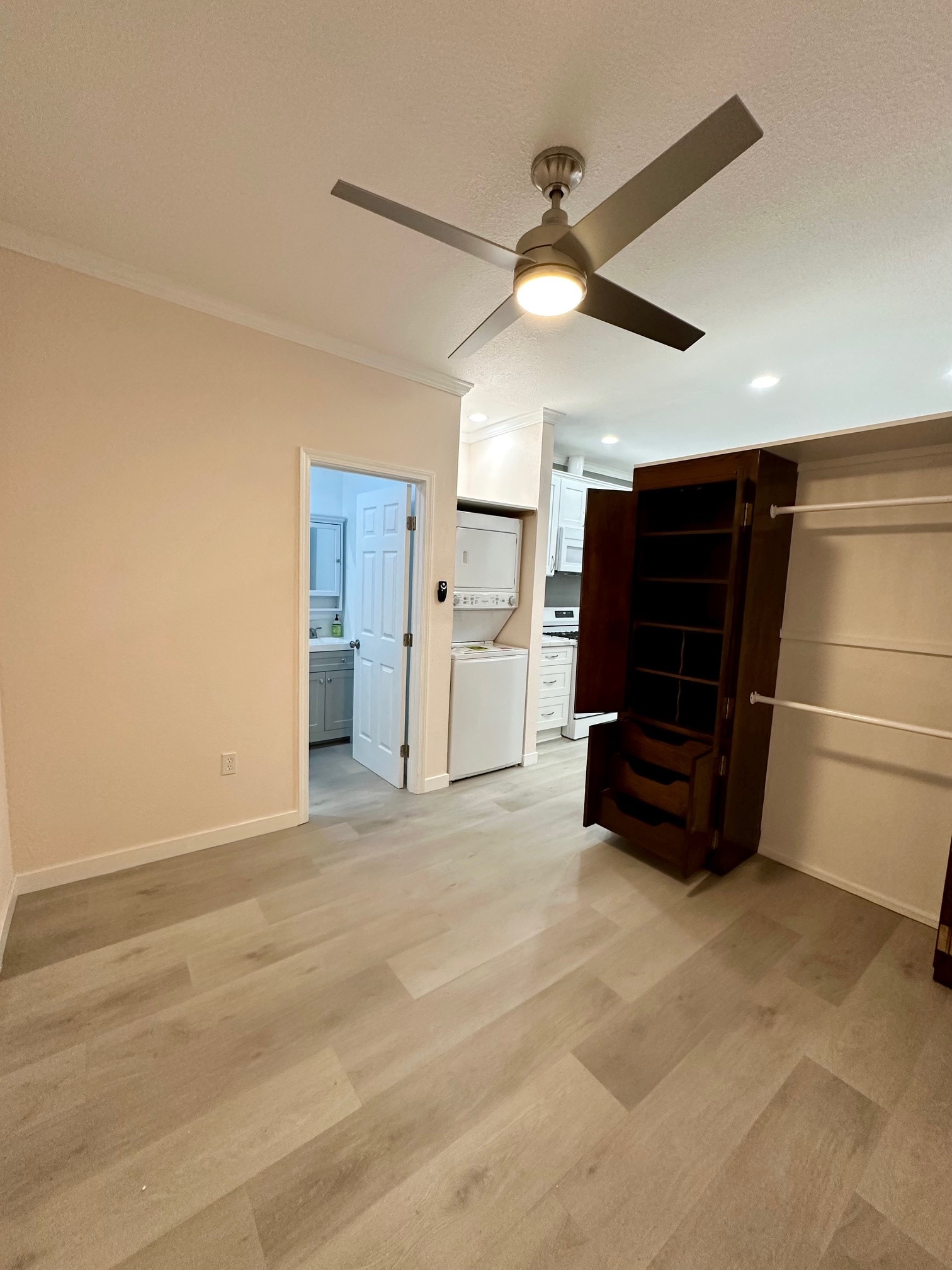 Building Photo - 3606 Clairemont Mesa Blvd