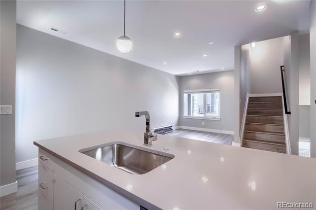 Building Photo - 2790 W 25th Ave