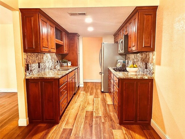 Building Photo - 1103 Crown Ridge Path