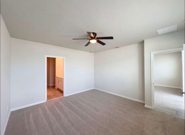 Building Photo - 144 Bellmont Ln