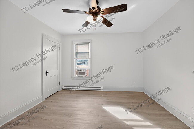 Building Photo - 316 Harrison St