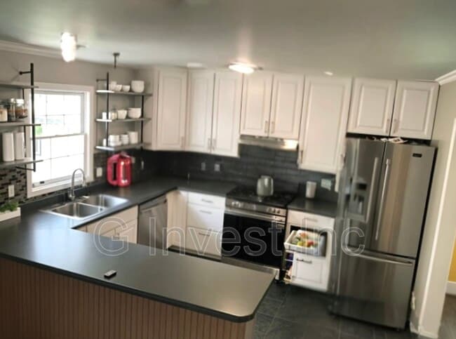 Building Photo - 2351 Emerald Falls Dr