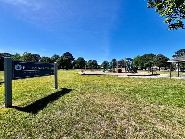 Building Photo - Charming Home in Ocean Lakes Community