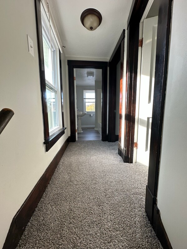 Building Photo - 904 7th Ave