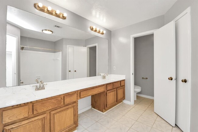 Building Photo - 8502 Fawn Terrace Dr