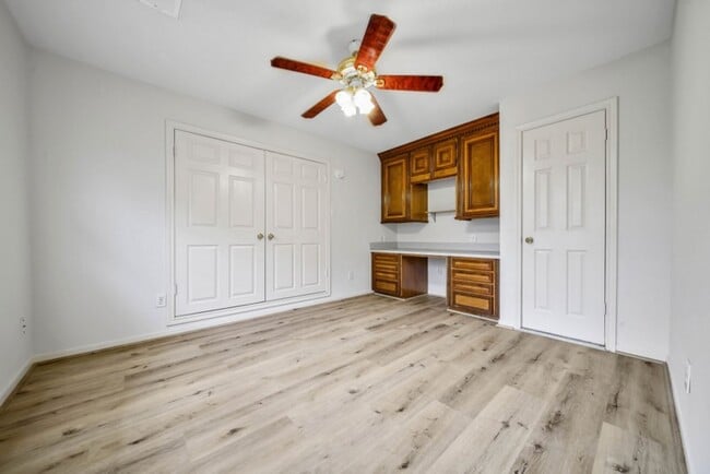 Building Photo - 6414 Oakburl Ct