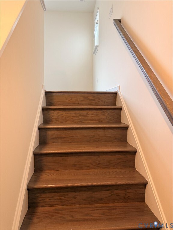 Building Photo - 18417 Palisades Ct