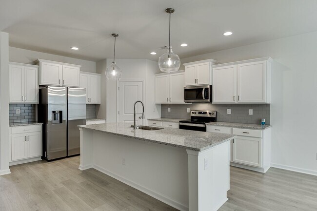 Building Photo - 230 Dragon Dr