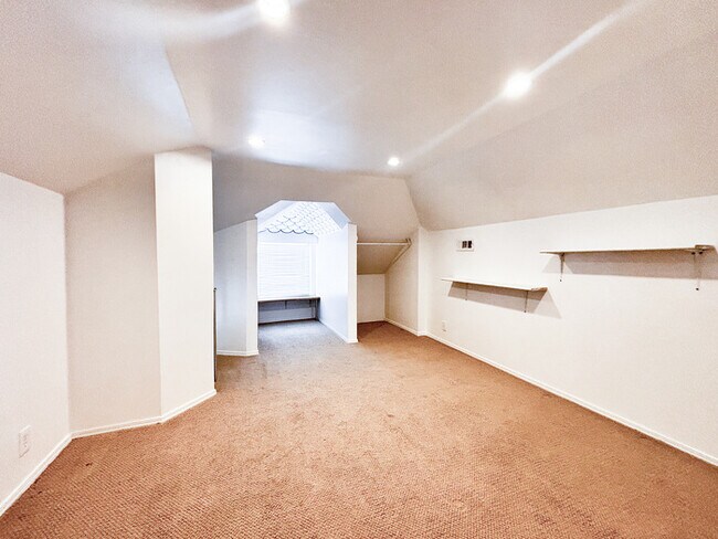 Building Photo - Beautiful, Bright, & Open Bungalow