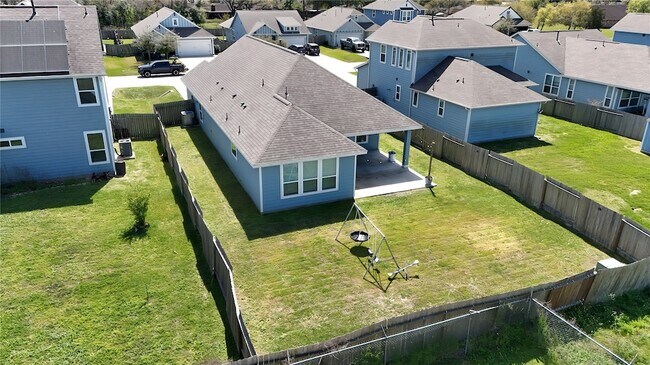 Building Photo - 13346 Pecan Trails Dr