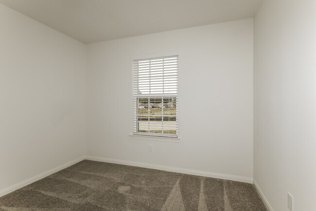 Building Photo - 26861 Steinbeck Dr